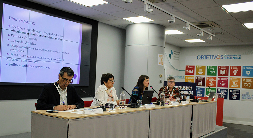 Mesa-redonda-2