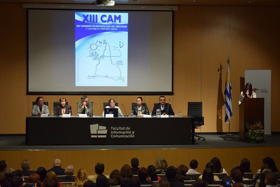 XIII Congreso de Archivología del MERCOSUR celebrado en Uruguay